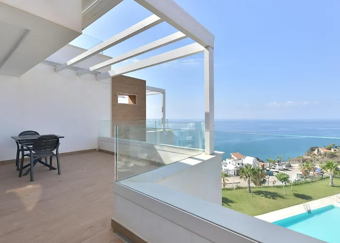 Apartamento De Lujo Vista Mar En Torrox Costa